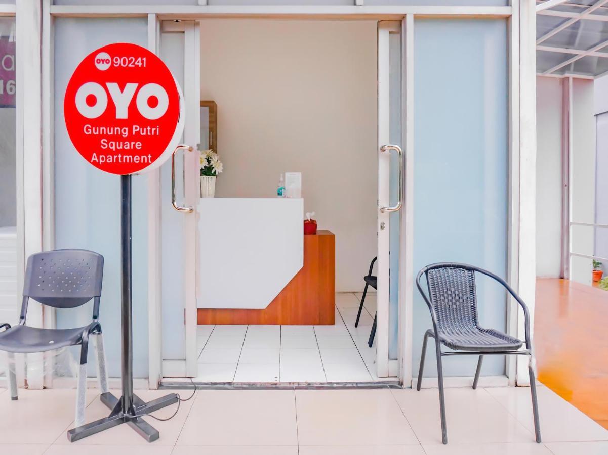 Oyo 90241 Sirooms Apartmen Gunung Putri โบกอร์ ภายนอก รูปภาพ