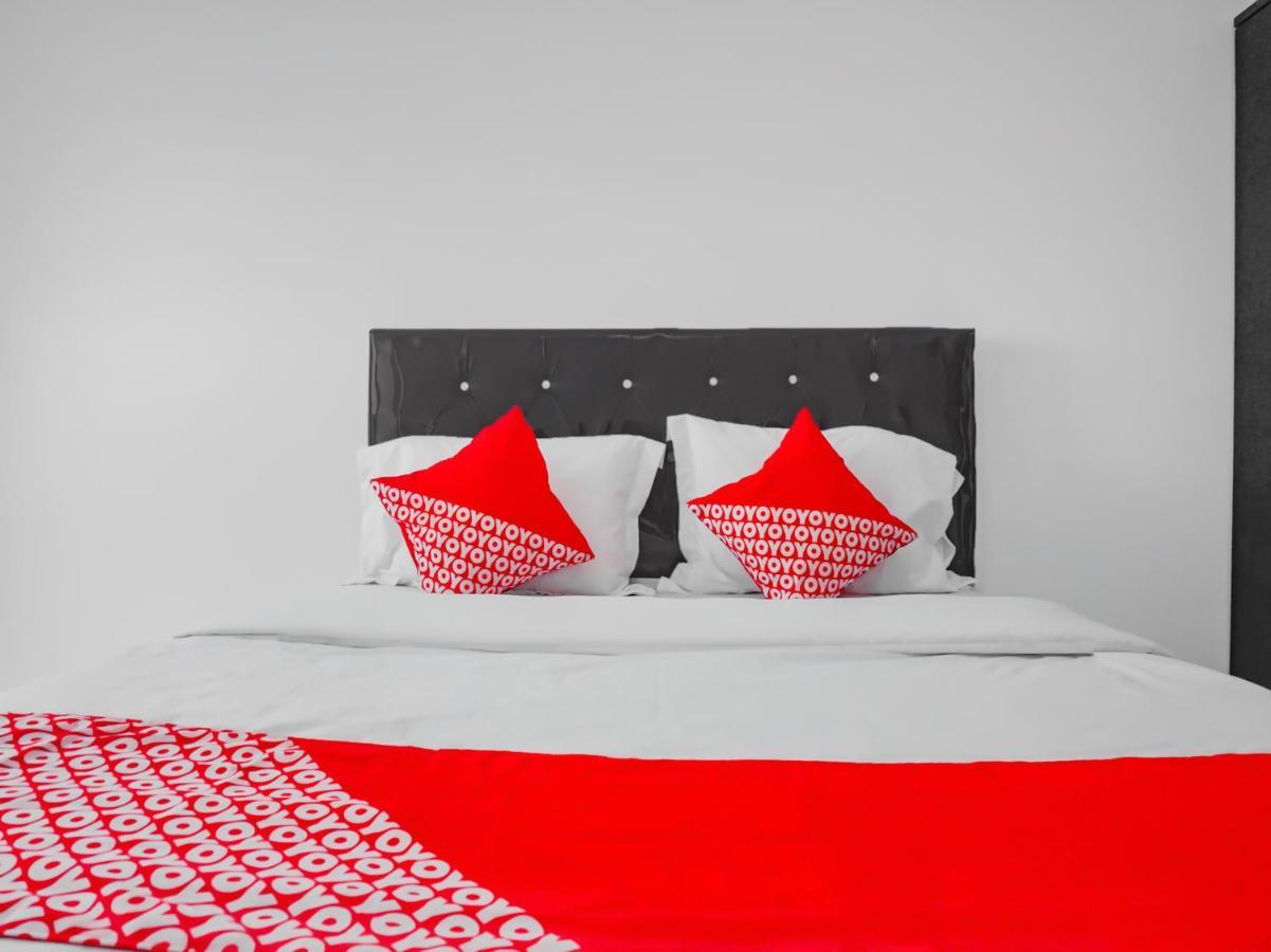 Oyo 90241 Sirooms Apartmen Gunung Putri โบกอร์ ภายนอก รูปภาพ